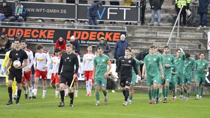 Bild: Hubert Ziegler
Beim 1:1 der DJK Gebenbach gegen den SSV Jahn Regensburg soll es zu rassistischen Äußerungen gekommen sein.