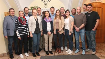 Bild: pi
Mit Marina Hirnet (vierte von links) als Spitzenkandidatin geht die Georgenberger CSU in die Kommunalwahlen am 8. März 2026.