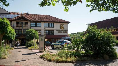 Bild: Daniel Vogl/dpa
Bei der Attacke wurden zwei Männer verletzt. (Archivbild)