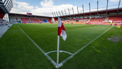 Archivbild: Armin Weigel/dpa
Fußball-Drittligist Jahn Regensburg hat einen neuen Sportdirektor.