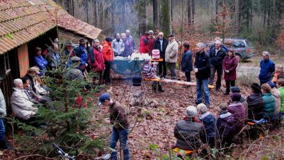 Archivbild: Fred Lehner
Das Kalkhäusl, unterhalb des Haselsteins gelegen, wird heuer wieder im Mittelpunkt der Waldweihnacht des Oberpfälzer Waldvereins stehen.