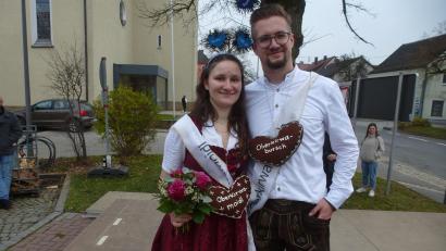 Bild: bk
Simon Braun (25), Chemie-Ingenieur, und Laura Witzel (26), Eventmanagerin bei Konzertveranstalter, freuten sich riesig, als neues Oberkirwapaar für ein Jahr zu fungieren.