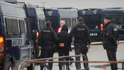 Bild: Boris Grdanoski/AP/dpa
In Skopje beginnt ein Prozess gegen Dutzende mutmaßlich Verantwortliche für den verheerenden Brand in einem Nachtclub, infolgedessen 63 Menschen ums Leben kamen.