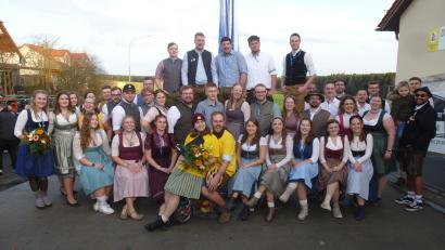 Bild: bk
Die Thansüßer Kirwaleit freuen sich auf drei stimmungsvolle Tage.