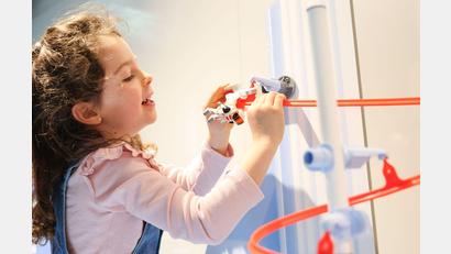 Bild: Daniel Löb/dpa
Trotz gedämpfter Kauflaune blickt die Spielwarenbranche optimistisch aufs Weihnachtsgeschäft.