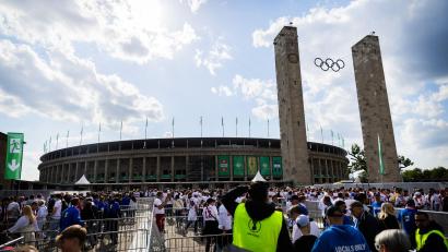 Bild: Christoph Soeder/dpa
Das Endspiel findet seit 1985 in Berlin statt. (Archivbild)