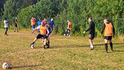 Bild: Thomas Hottner
Im Training der Schnaittenbacher ist wieder viel los. Der TuS startet am Samstag, 26. Juli, gegen die DJK Weiden II in die Saison der A-Klasse Nord.