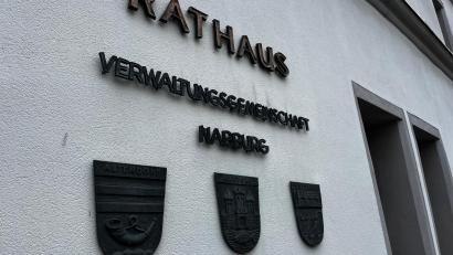 Bild: Mutiara Sudarma
In der Verwaltungsgemeinschaft Nabburg sind es gleich zwei Gemeinden, die in diesem Jahr Stabilisierungshilfen erhalten. Altendorf und Guteneck werden mit insgesamt 675.000 Euro unterstützt.