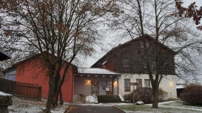 Bild: wel
Die Planung für die Kinderbetreuungseinrichtung in Pertolzhofen sieht den Bedarf für die nächsten drei Jahre als "knapp ausreichend".