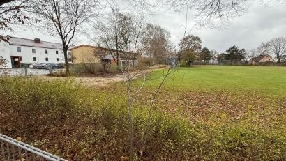 Bild: Petra Hartl
In Ammersricht entsteht ein neuer Kindergarten auf dem Fußballplatz der Grund- und Mittelschule in Ammersricht