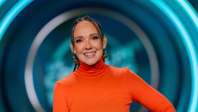 Bild: Rolf Vennenbernd/dpa
Komikerin und Moderatorin Carolin Kebekus beklagt die Ignoranz der Gesellschaft gegenüber Zyklus-Schmerzen von Frauen. (Archivfoto)