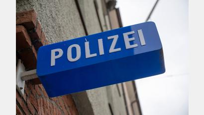 Bild: Peter Kneffel/dpa
Neue Zahlen zeigen: Mehr als jedes dritte Polizeigebäude in Bayern muss saniert werden. (Archivbild)