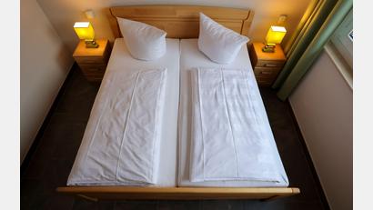 Bild: Jan Woitas/dpa-Zentralbild/dpa
Touristen in München und vielen anderen Städten müssen auch künftig keine Bettensteuer bezahlen. (Symbolbild)