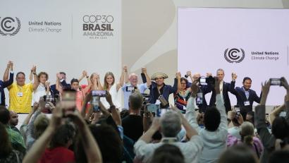 Bild: Joshua A. Bickel/AP/dpa
Ein Bündnis unter Führung von Kolumbien und den Niederlanden macht sich für einen sozial gerechten Ausstieg aus fossilen Energien stark.