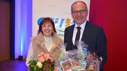 Bild: jr
Mit fast 100 Prozent wurde Roman Schäffler erneut als CSU-Kandidat für die Bürgermeisterwahl in Kemnath nominiert, dazu gratulierte seine Ehefrau Petra.