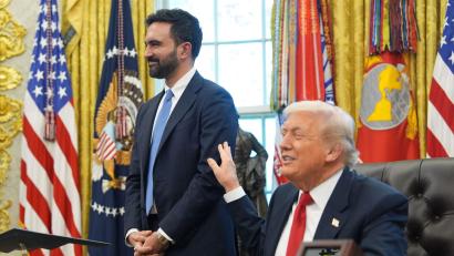 Bild: Evan Vucci/AP/dpa
Trump schien von Mamdani begeistert.