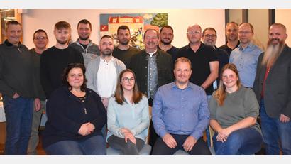 Bild: rgr
Bei der Aufstellungsversammlung der Freien Wähler wurden die Kandidaten für die Kommunalwahl im kommenden Jahr nominiert. Durch die Wahl führte Holger Götz (rechts).