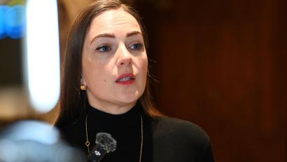 Bild: Markus Lenhardt/dpa
Olexandra Matwijtschuk und ihre Menschenrechtsorganisation Center for Civil Liberties haben 2022 mit Aktivisten aus Belarus und Russland den Friedensnobelpreis bekommen.