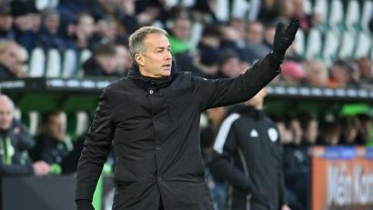 Bild: Swen Pförtner/dpa
Trainer Kasper Hjulmand und seine Mannschaft reisten mit Verspätung nach Manchester.