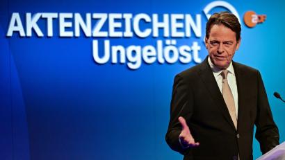 Bild: Sebastian Christoph Gollnow/dpa
Die ZDF-Sendung „Aktenzeichen XY“ rekonstruiert einen bewaffneten Überfall in Altenstadt.