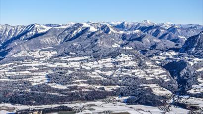 Bild: Jason Tschepljakow/dpa
Wie ist die Schneesituation in den Alpen? Der Lawinenlagebericht gibt hierzu Informationen. (Symbolbild)