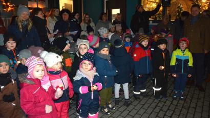 Archivbild: jr
Zum Auftakt beim Maler-Blechinger an diesem Freitag wieder mit dabei ist der Kindergarten St. Hedwig.