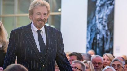 Archivbild: Armin Weigel/dpa
Moderator Thomas Gottschalk will sich nach einem Abschied aus dem TV-Geschäft für mindestens ein Jahr aus der Öffentlichkeit zurückziehen und reisen.