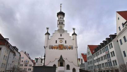 Bild: Karl-Josef Hildenbrand/dpa
Kemptens Rathauschef Thomas Kiechle kündigte an, eine extern geleitete Kommission werde den Fall aufarbeiten. (Symbolfoto)