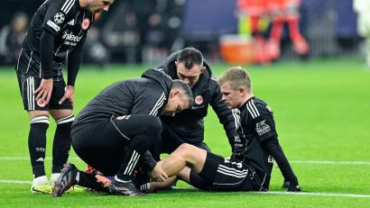 Bild: Uwe Anspach/dpa
Musste gegen Atalanta Bergamo verletzt raus: Jonathan Burkardt.