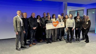 Bild: Volksbank-Raiffeisenbank Nordoberpfalz
Die Volksbank-Raiffeisenbank unterstützt lokale Vereine und Einrichtungen in und um Weiden mit Spenden.