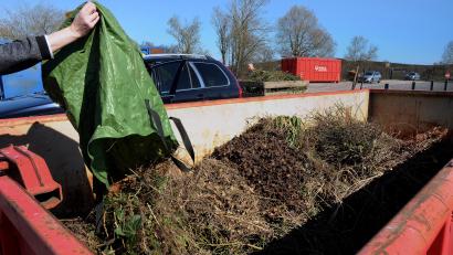 Symbolbild: Stephan Huber
Im Landkreis Neustadt/WN kann am Samstag, 6. Dezember, Grüngut entsorgt werden. Danach werden die Container eingezogen.