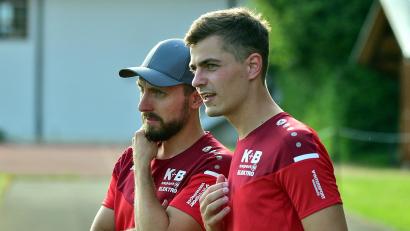 Bild: Dirk Meier
Cheftrainer Lorenz Kowalski (rechts) und Co-Trainer Thomas Altmann bleiben bei der SpVgg Lam.