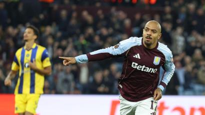 Bild: Darren Staples/AP/dpa
Der Ex-Dortmunder Donyell Malen traf für Aston Villa am Donnerstag doppelt. (Archivbild)