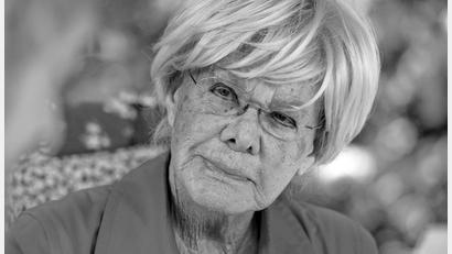 Bild: picture alliance / dpa
Die Schauspielerin lebte die letzten Jahre in der niedersächsischen Gemeinde Eyendorf südlich von Hamburg. (Archivbild)