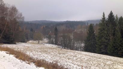Bild: wro
Wann im Teichelberg einmal Windkraftanlagen gebaut werden, ist derzeit ungewiss. Über die Anzahl wird derzeit lediglich spekuliert.