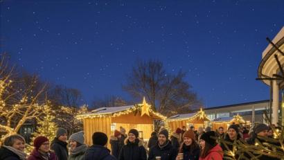 Bild: Innovision Center/exb
Gemütlicher Weihnachtsmarkt im Innovision Center mit festlichem Konzert.