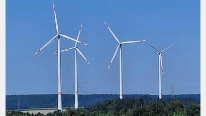 Symbolbild: kro
In Mähring könnte ein Bürgerwindpark entstehen.