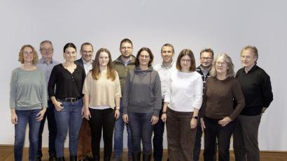 Bild: Norbert Völkl
Stefan Erndt (Fünfter von rechts) führt die Bewerberliste der FWG Flossenbürg an.