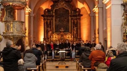 Bild: Roland Wellenhoefer
Applaus ohne Ende: Stehende Ovationen zum Abschluss des Konzerts.