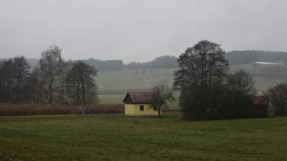 Bild: fla
Das kleine Pflanzenbeet der Albersriether Kläranlage muss saniert werden. Los geht's, wenn es die Witterung zulässt.
