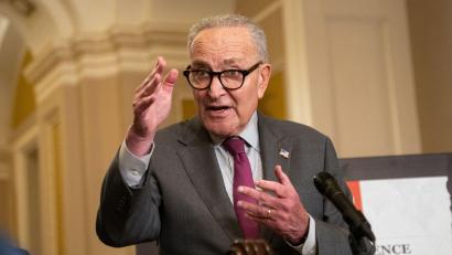 Bild: Allison Robbert/AP/dpa
Bombendrohungen gegen Büros von Demokrat Chuck Schumer