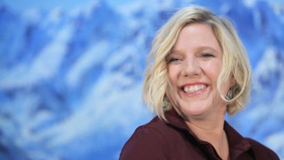 Bild: Malin Wunderlich/dpa
Sängerin Claudia Koreck sammelt das ganze Jahr lang die Geschenke für Weihnachten in einer Schublade.