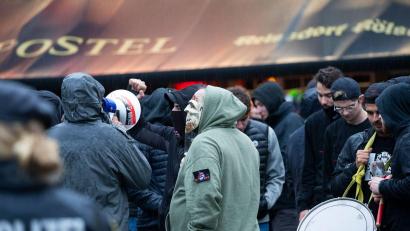 Bild: Thomas Banneyer/dpa
OGC Nizza hat Gewalt von Fans gegen die eigenen Spieler verurteilt.