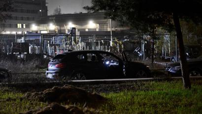 Bild: Felix Hörhager/dpa
Bei der Festnahme eines per Haftbefehl Gesuchten kam es zu Schüssen durch die Polizei.