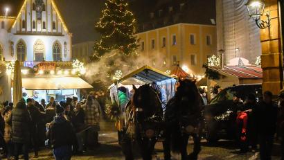 Archivbild: Petra Hartl
Auf dem Weihnachtsmarkt in Amberg ist es zu einem Vorfall gekommen, der schließlich in einer Gerichtsverhandlung mündete.