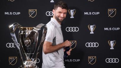 Bild: Darryl Dyck/The Canadian Press/AP/dpa
Thomas Müller hat den MLS-Cup im Blick.