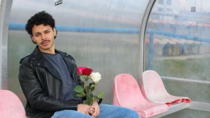 Bild: Martin Jelici/exb
"Heimweh" heißt das neue Kabarettprogramm von Romeo Kaltenbrunner.