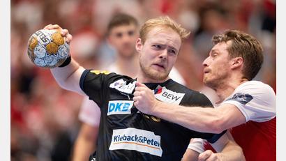 Bild: Bo Amstrup/Ritzau Scanpix Foto/dpa
Nationalspieler Matthes Langhoff war bester Werfer der Füchse bei Kolstad. (Archivbild)