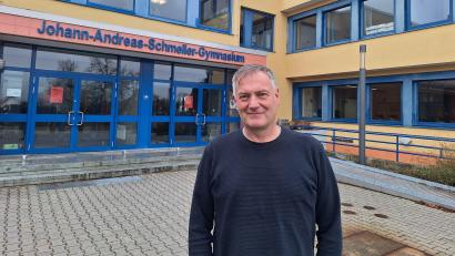 Bild: bl
Schulleiter Christian Schwab verlässt im Februar das Johann-Andreas-Schmeller-Gymnasium in Nabburg und wechselt nach Burglengenfeld.