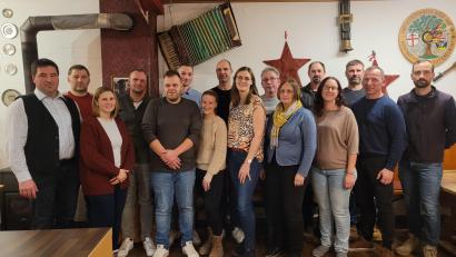 Bild: Paula Kirchberger
Die Kandidaten der Wählergemeinschaft der Gemeinde Guteneck mit Bürgermeisterkandidatin Katharina Haas (Mitte).